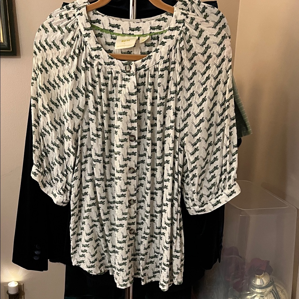 Anthropologie Maeve Grasshopper Green and White Patterned Blouse